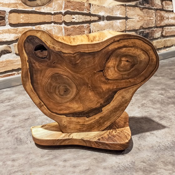 Figurka ozdobna z drewna